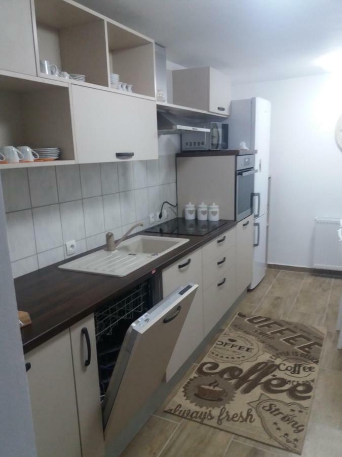 Apartment Tunel Hrušica Εξωτερικό φωτογραφία